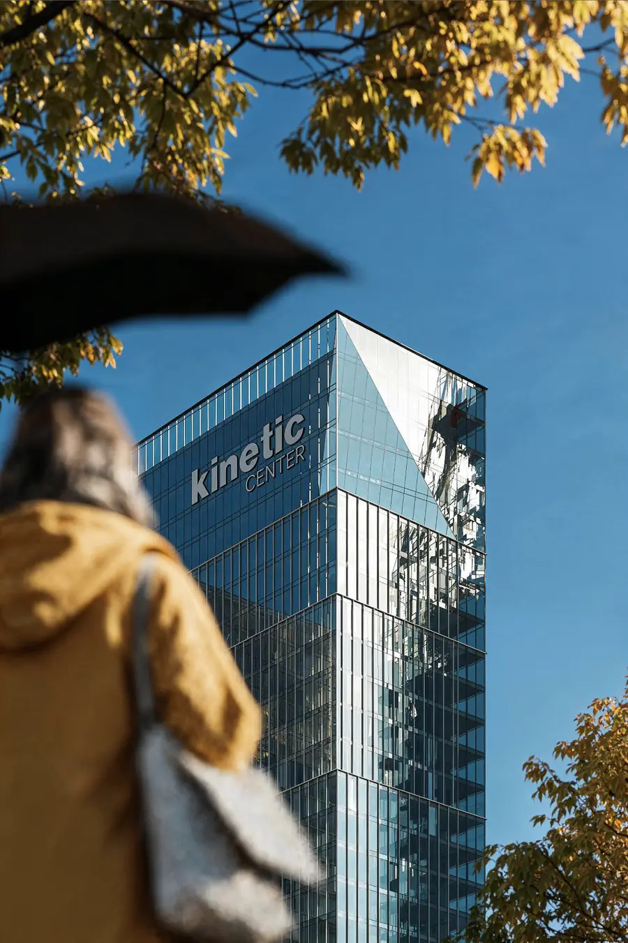 Comín / Kinetic Quarter — frame 08